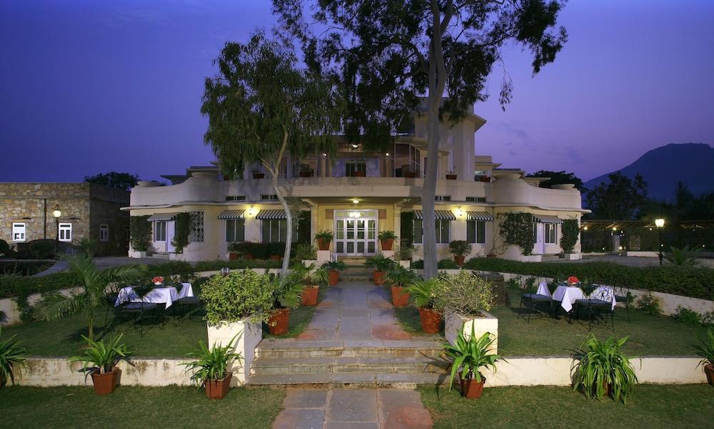 Hotel Shikarbadi - By The Heritage By Hrh Group Of